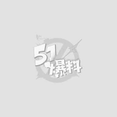 女性裸体香槟塔00